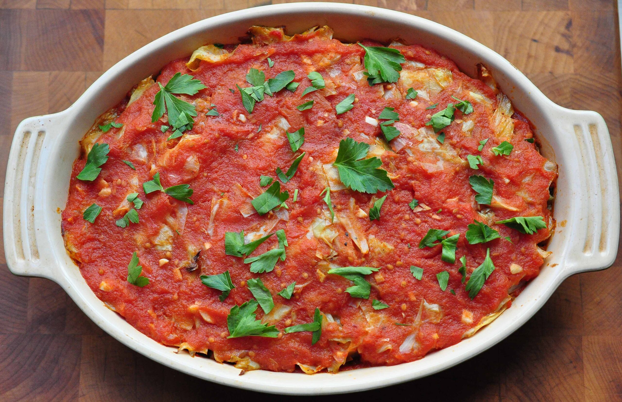 casserole dish with deconstructed cabbage rolls casserole in it